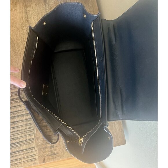 Céline Trapeze Bag In Navy Blue Leather & Suede With Gold-Tone Hardware - Picture 3 of 9